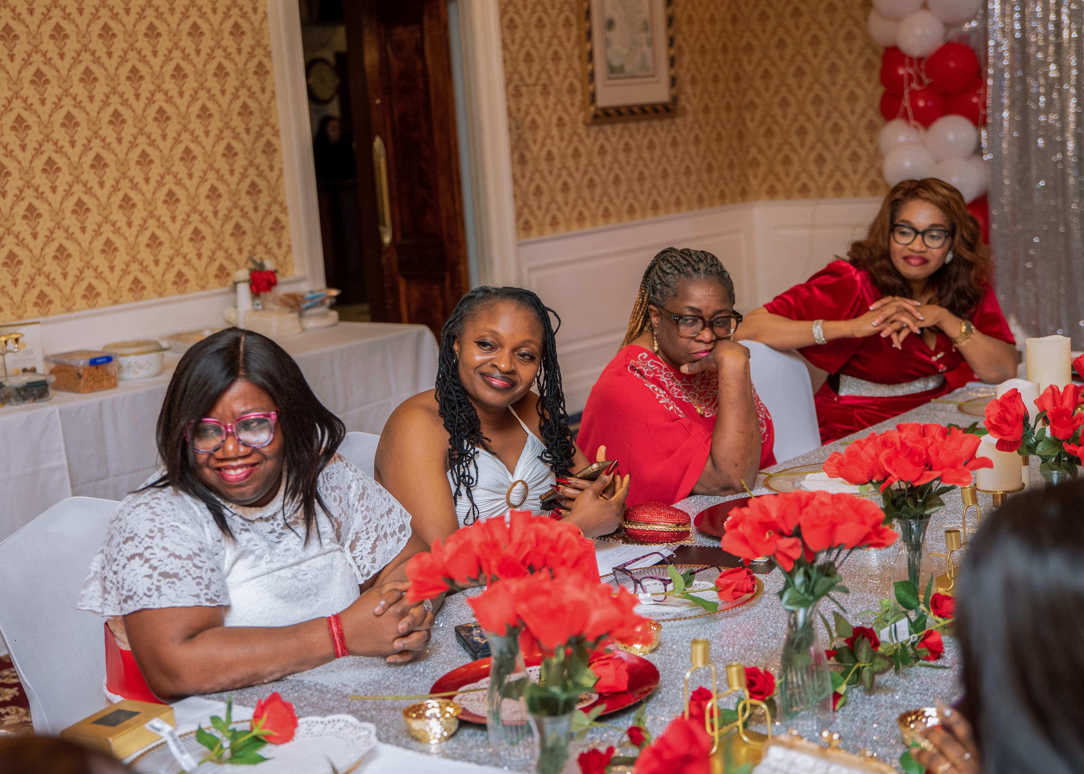 White Floral Table Setting